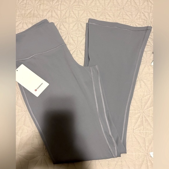 NWT Lululemon Align High Rise Mini Flare Pant  Size 14 Blue - Picture 3 of 7